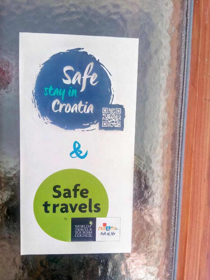 Accommodation Zara Vukovar Eksteriør bilde